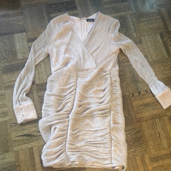 Le Chateau dress - Picture 3 of 8